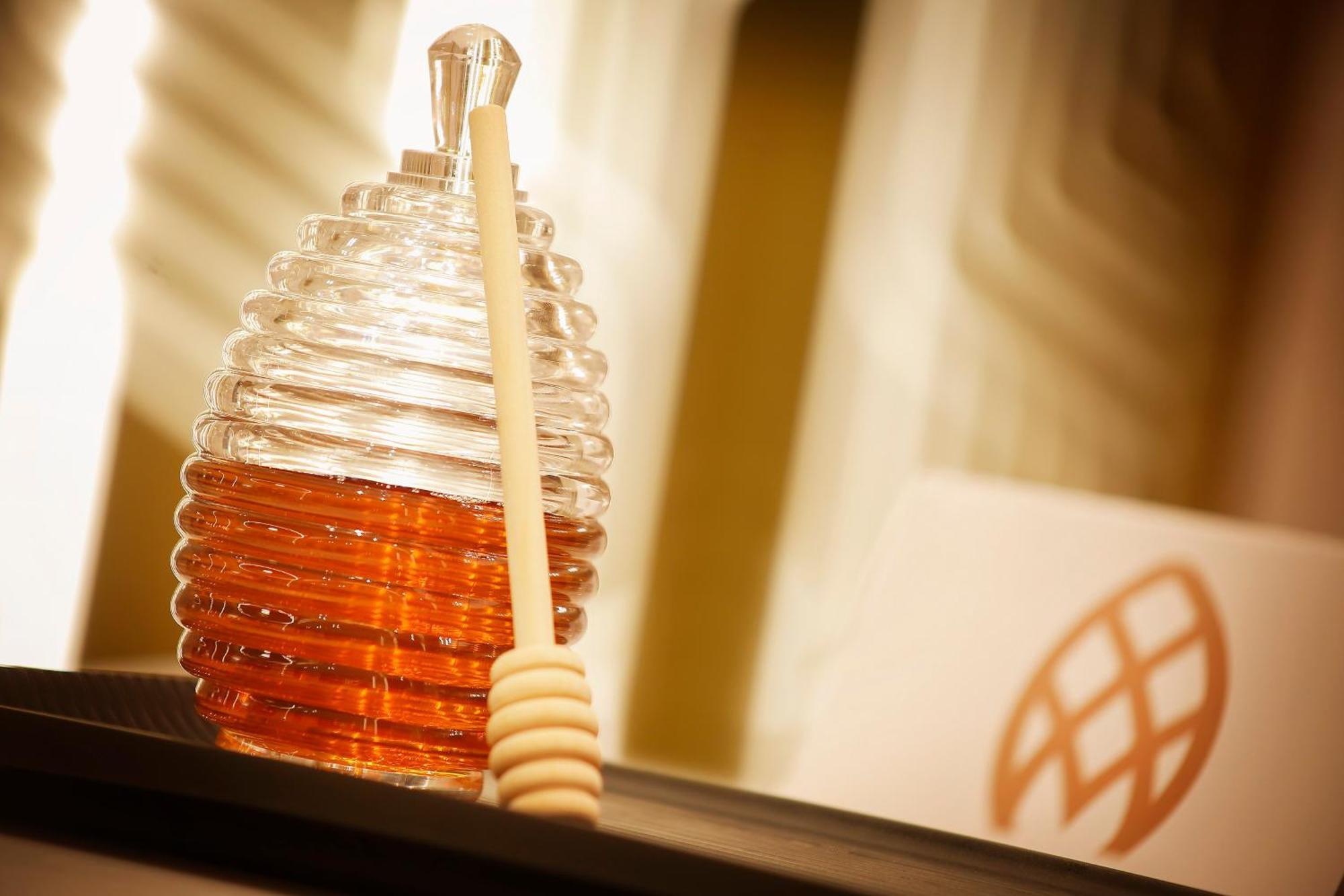 Velero Hotel Doha Lusail Exterior foto A bottle of cognac