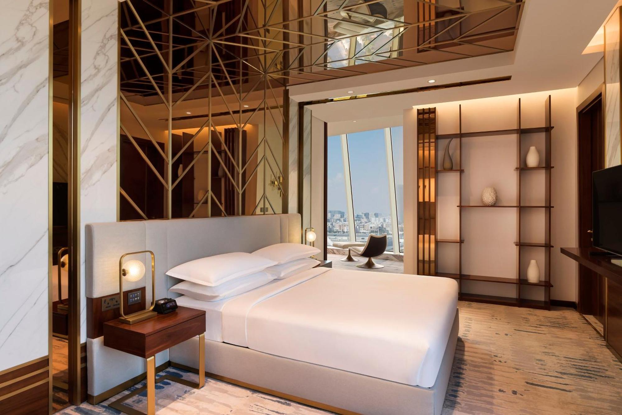 Velero Hotel Doha Lusail Exterior foto A bedroom at the hotel